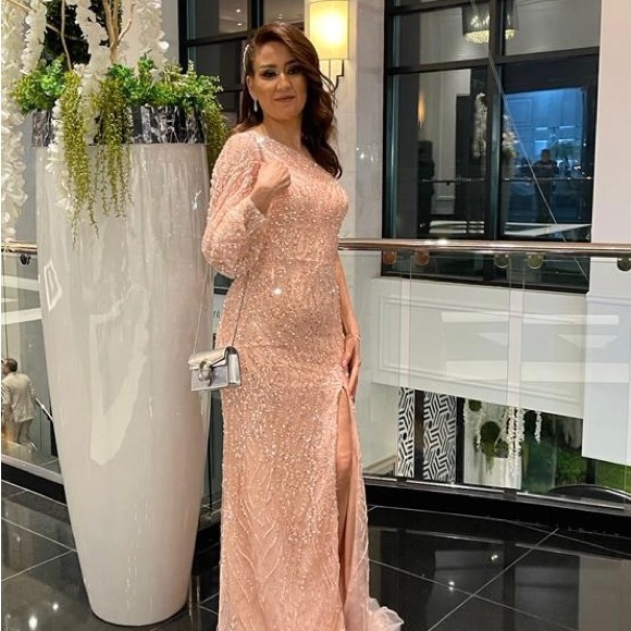 Sherry hill - Picture 2 of 3